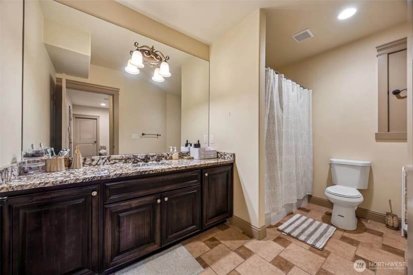 Property photo for 33508 42 Avenue Sw, Federal Way photo 15