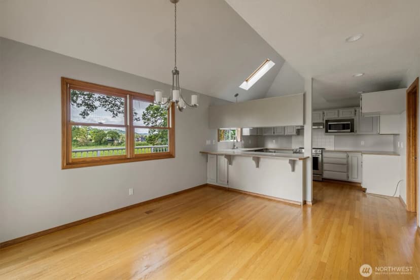 Property photo for 187 Acorn, Longview photo 6