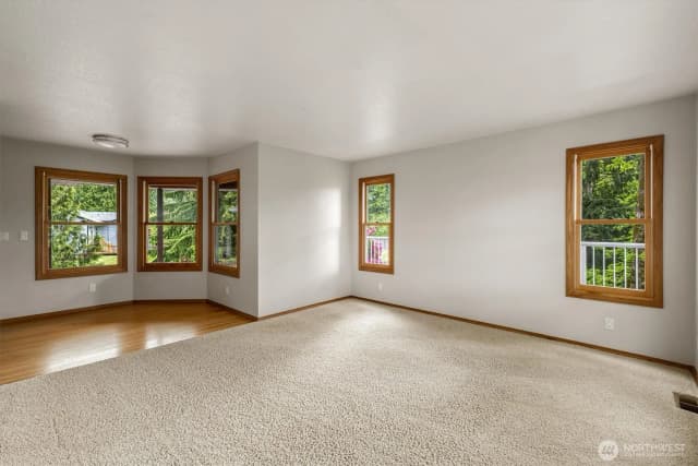 Property photo for 187 Acorn, Longview photo 5