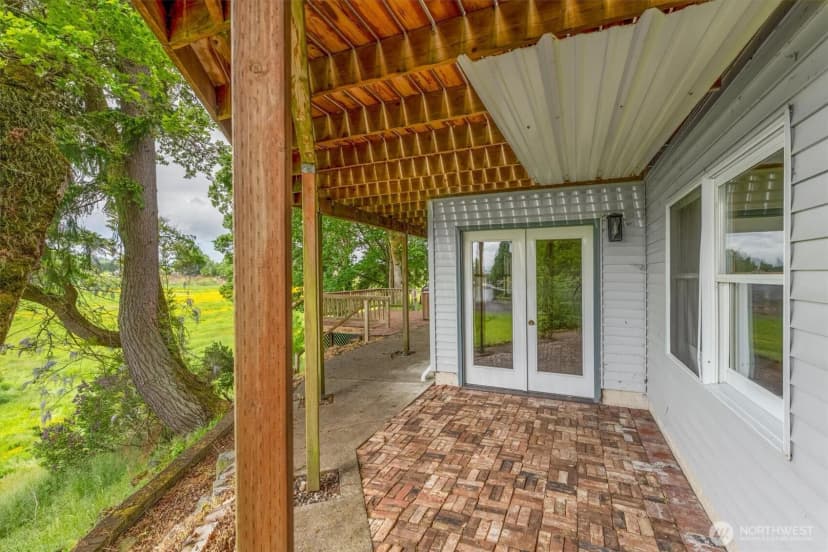 Property photo for 187 Acorn, Longview photo 31