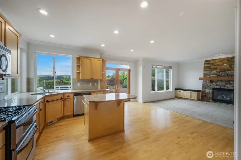Property photo for 1338 Beacon Way S, Renton photo 7