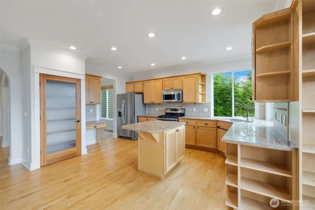 Property photo for 1338 Beacon Way S, Renton photo 5