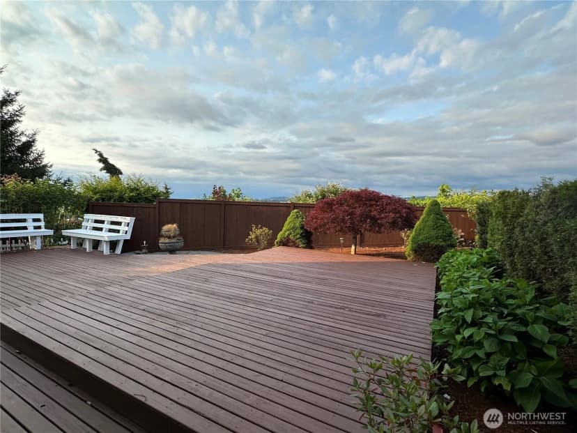 Property photo for 1338 Beacon Way S, Renton photo 37