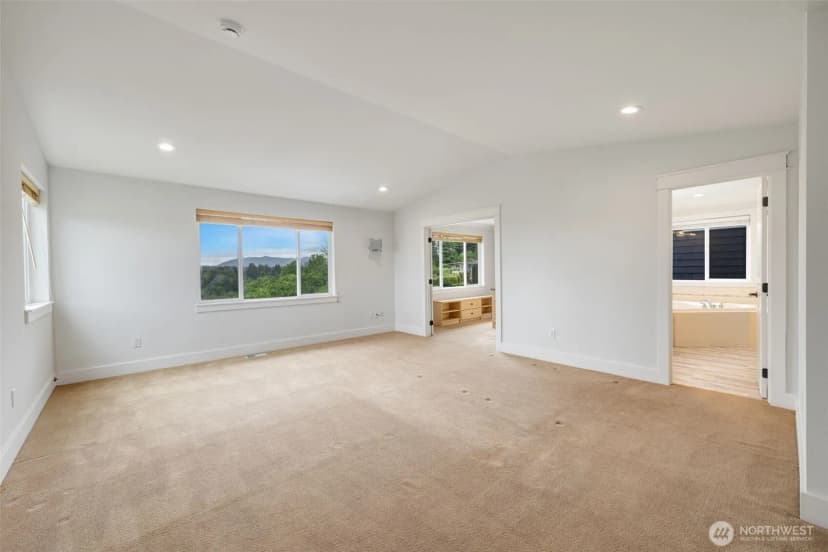 Property photo for 1338 Beacon Way S, Renton photo 17