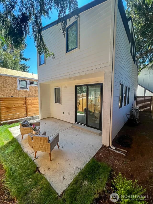 Property photo for 7350 21st Avenue Nw, Seattle