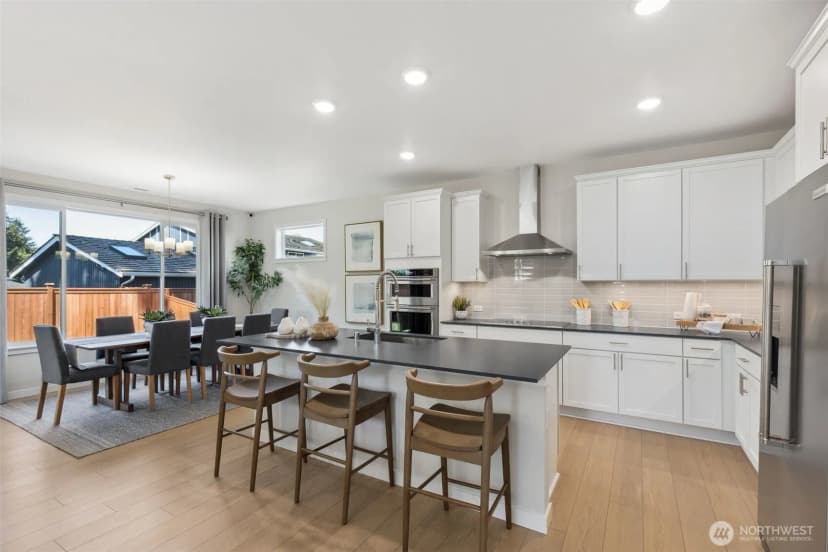 Property photo for 10812 43rd Avenue Se, Everett photo 7