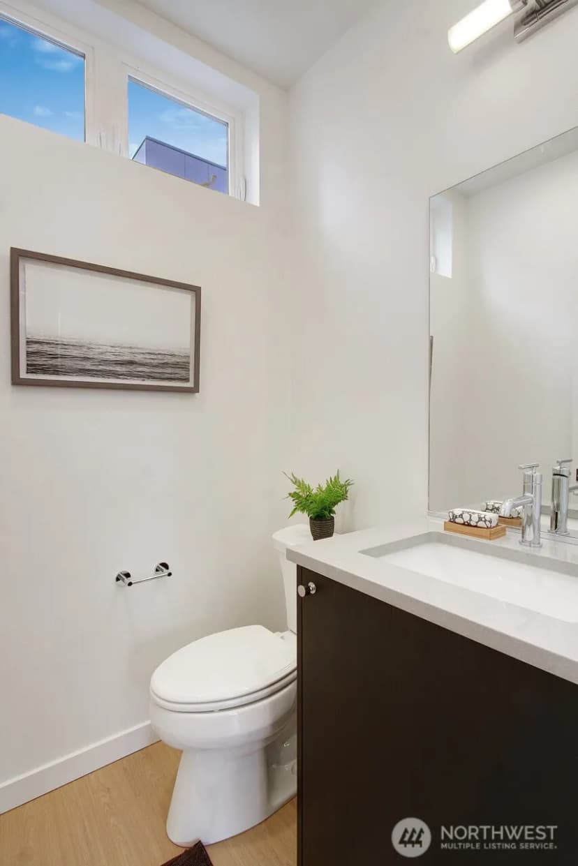 Property photo for 1313 31st Avenue S, Seattle photo 27