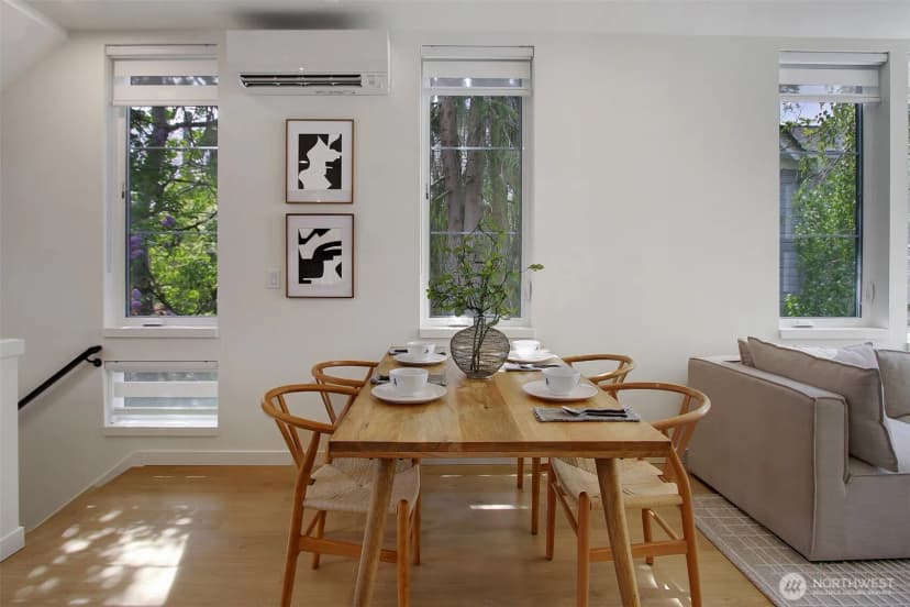 Property photo for 1313 31st Avenue S, Seattle photo 14