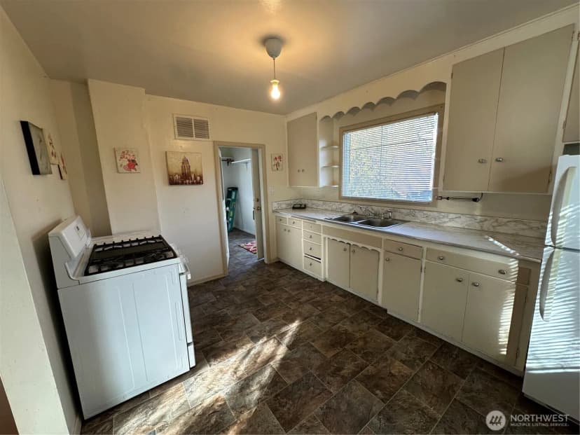 Property photo for 1205 E Maple Street, Bellingham photo 13