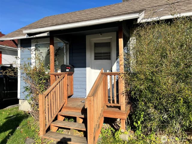 Property photo for 1205 E Maple Street, Bellingham photo 5