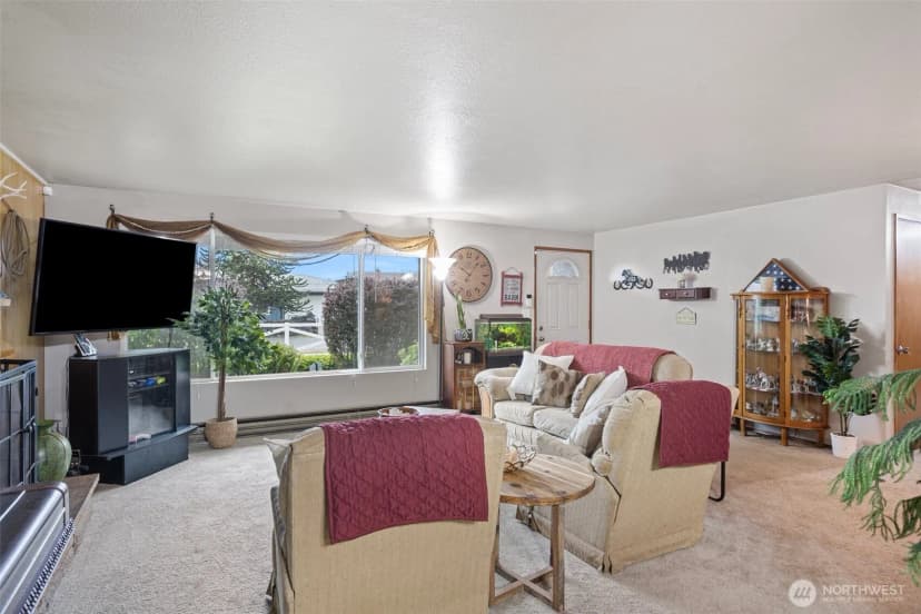 Property photo for 5016 89th Place Ne, Marysville photo 9