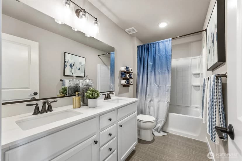 Property photo for 3912 Mccormick Village Drive, Bremerton photo 29