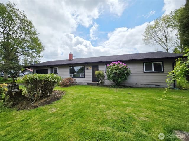 Property photo for 810 H Street, Forks