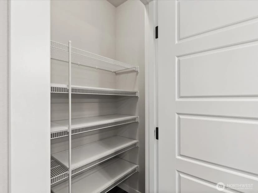 Property photo for 16212 48th Avenue W #8, Edmonds photo 10