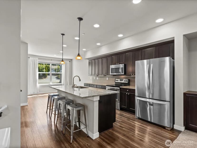 Property photo for 16212 48th Avenue W #8, Edmonds photo 9