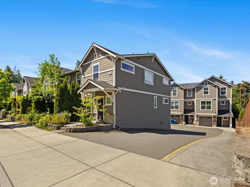 Property photo for 16212 48th Avenue W #8, Edmonds photo 39