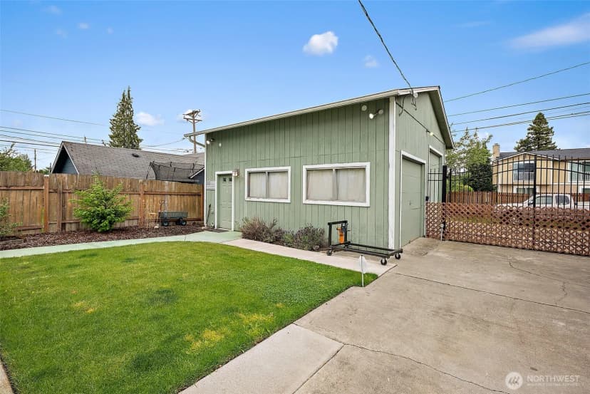 Property photo for 1027 S 60th Street, Tacoma photo 30