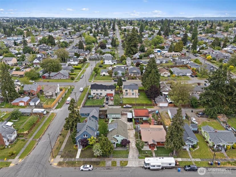 Property photo for 1027 S 60th Street, Tacoma photo 37