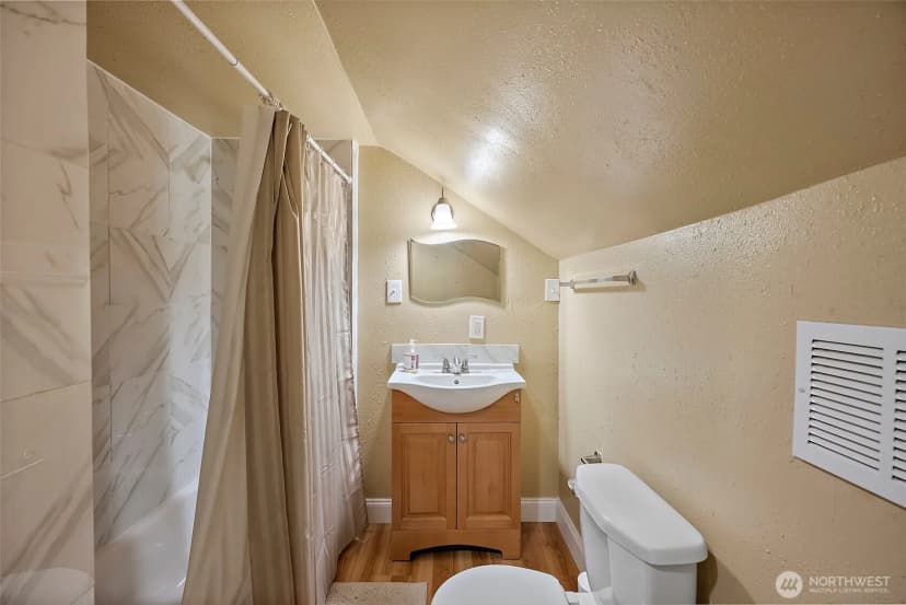Property photo for 1027 S 60th Street, Tacoma photo 24