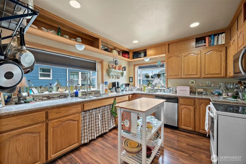 Property photo for 1027 S 60th Street, Tacoma photo 12