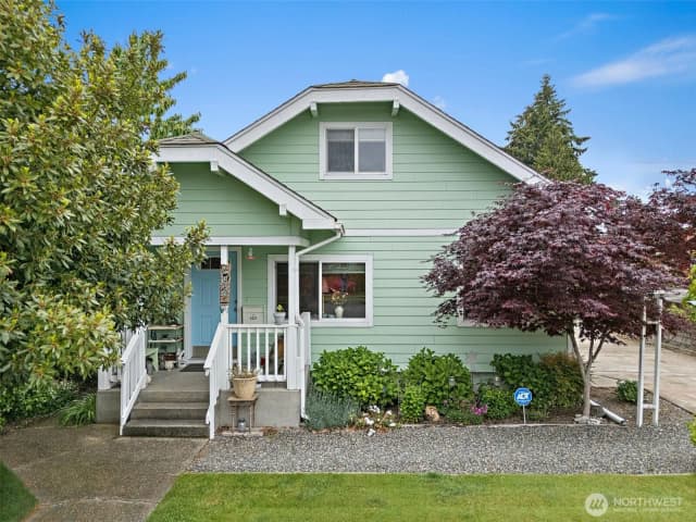 Property photo for 1027 S 60th Street, Tacoma photo 2