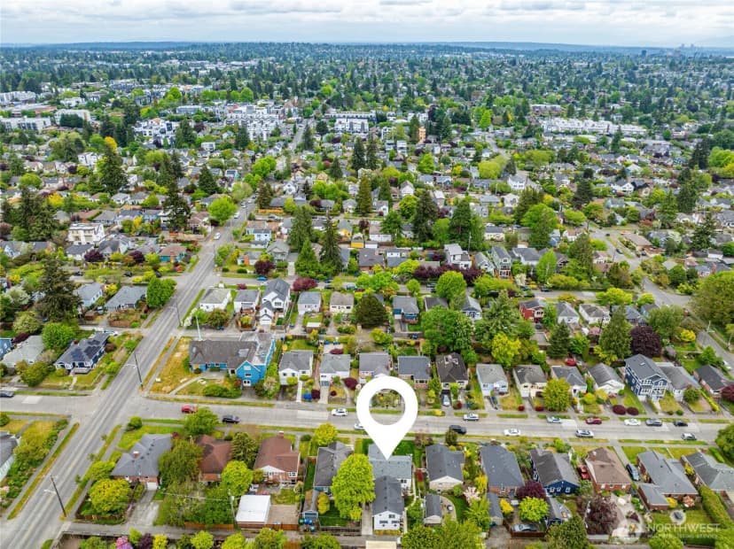 Property photo for 7737 21st Avenue Nw #a & B, Seattle photo 36