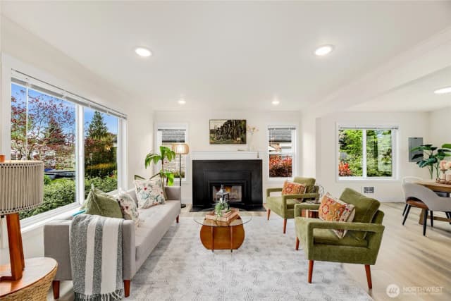 Property photo for 7737 21st Avenue Nw #a & B, Seattle photo 4