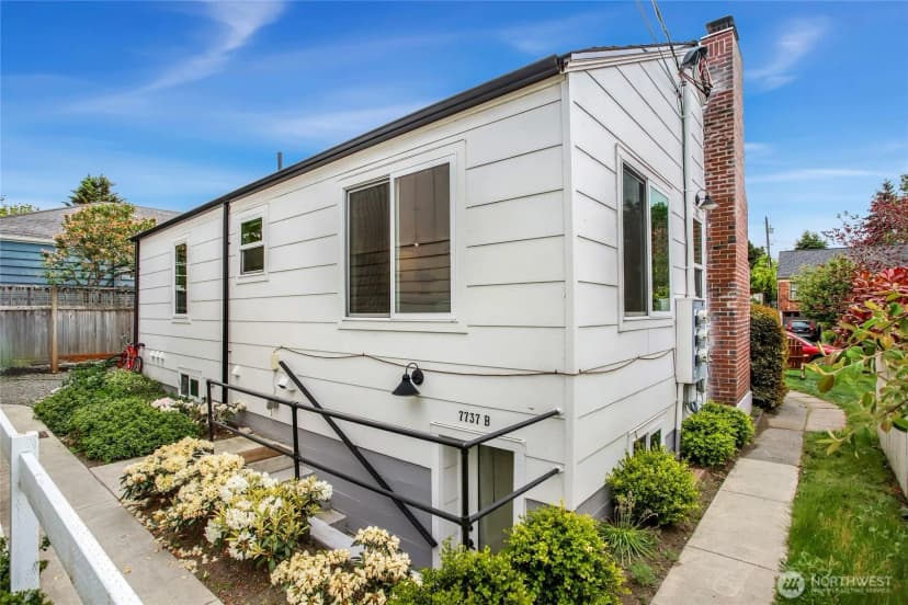 Property photo for 7737 21st Avenue Nw #a & B, Seattle photo 15