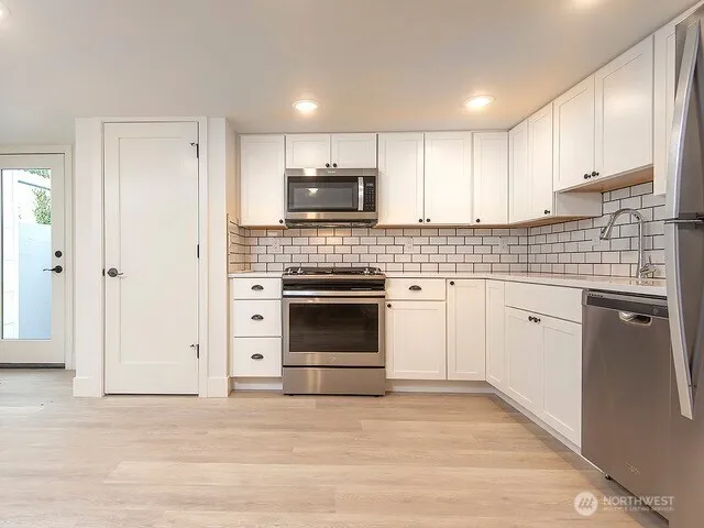 Property photo for 7737 21st Avenue Nw #a & B, Seattle photo 16