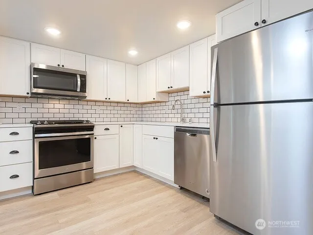 Property photo for 7737 21st Avenue Nw #a & B, Seattle photo 17