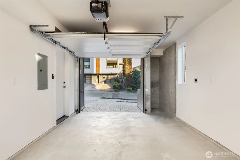 Property photo for 3831 59th Avenue Sw, Seattle photo 33