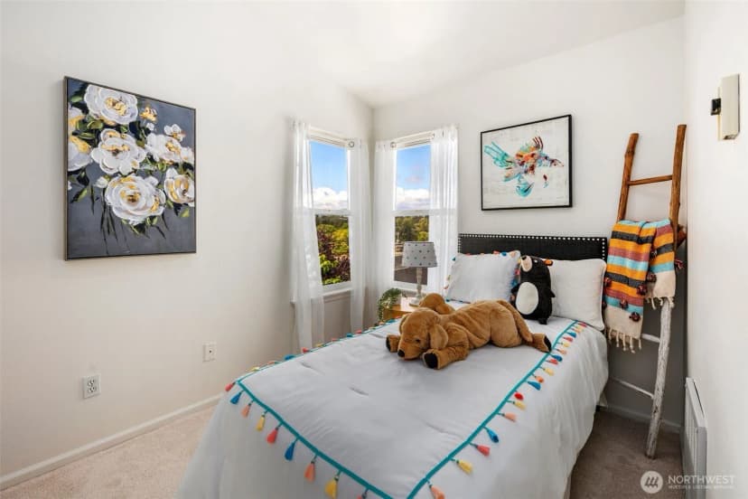 Property photo for 104 Ne 94th Street, Seattle photo 15