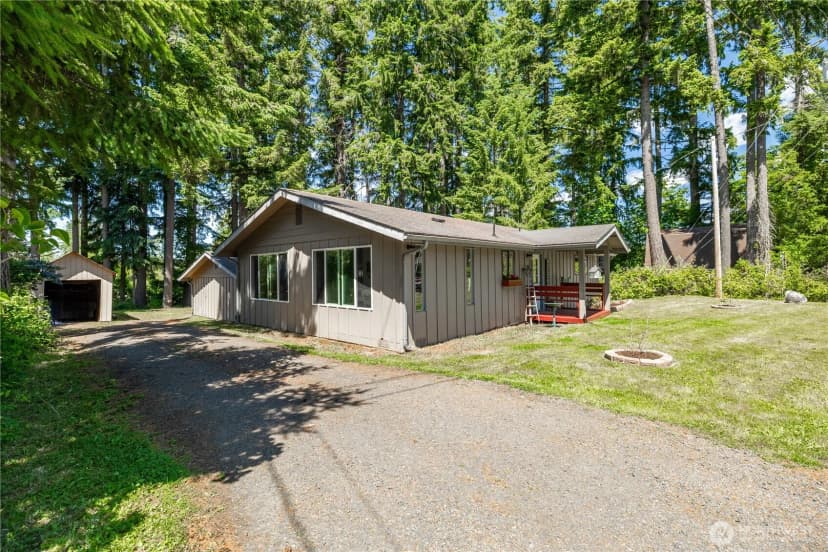 Property photo for 51 Se High Rd, Shelton