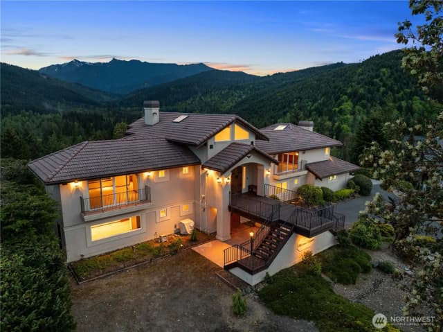 Property photo for 572 Sunset Heights Drive, Port Angeles