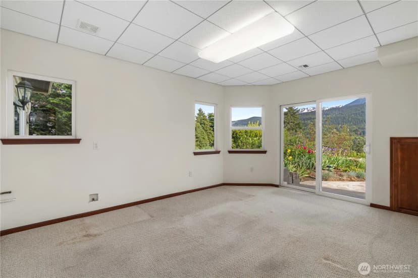 Property photo for 572 Sunset Heights Drive, Port Angeles photo 32
