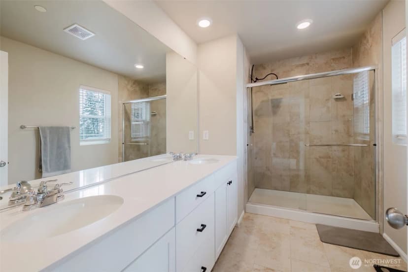 Property photo for 907 Bunting Place Se, Port Orchard photo 22