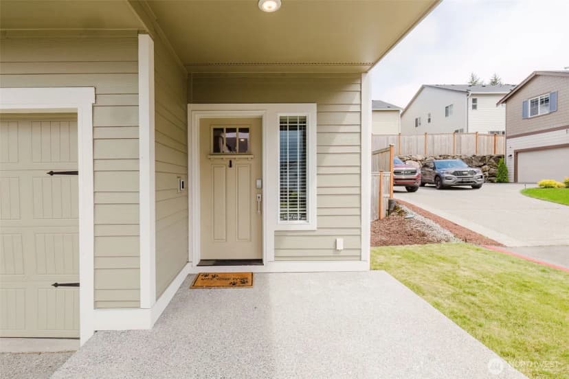 Property photo for 907 Bunting Place Se, Port Orchard photo 3