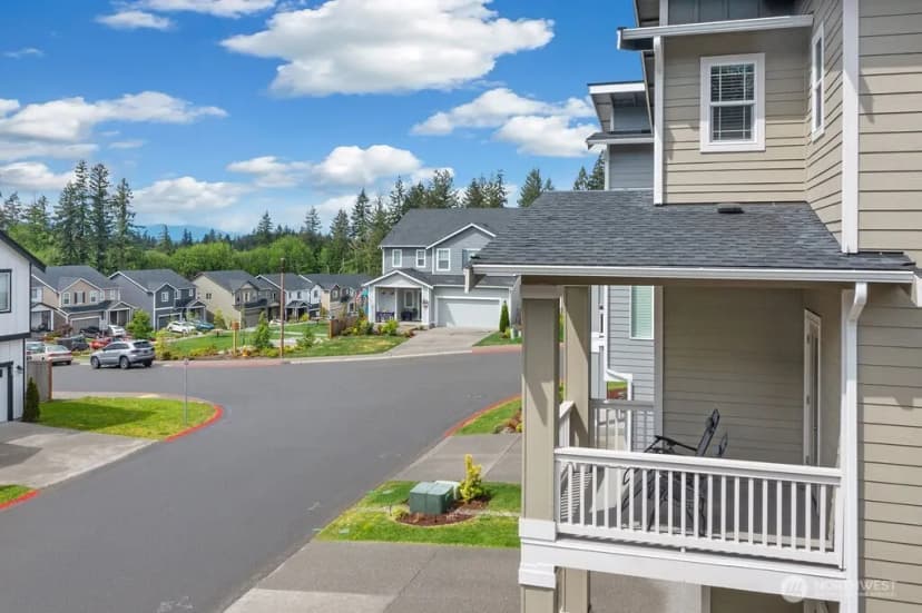 Property photo for 907 Bunting Place Se, Port Orchard photo 33