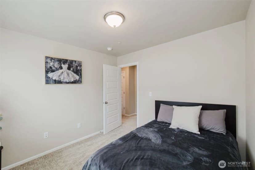 Property photo for 907 Bunting Place Se, Port Orchard photo 16