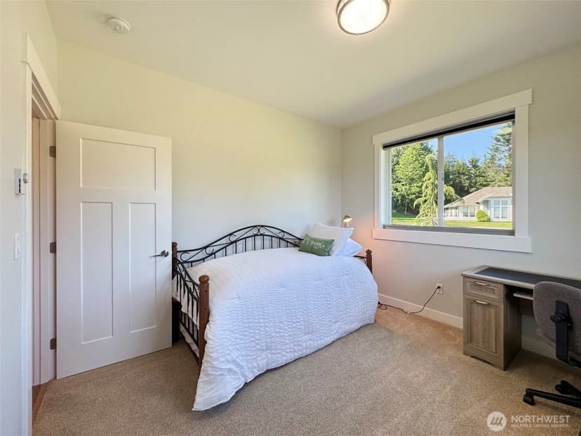 Property photo for 101 Eleventh Court, Sequim photo 25