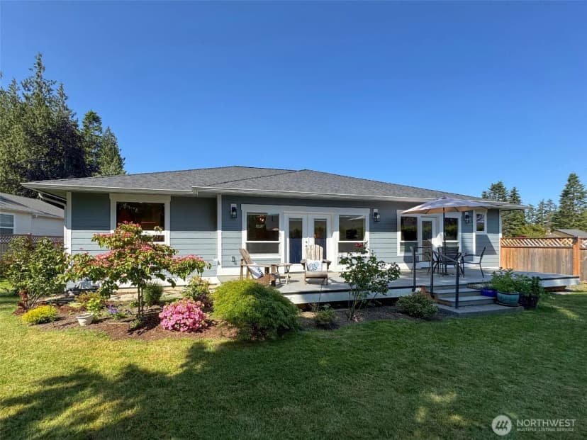 Property photo for 101 Eleventh Court, Sequim photo 2