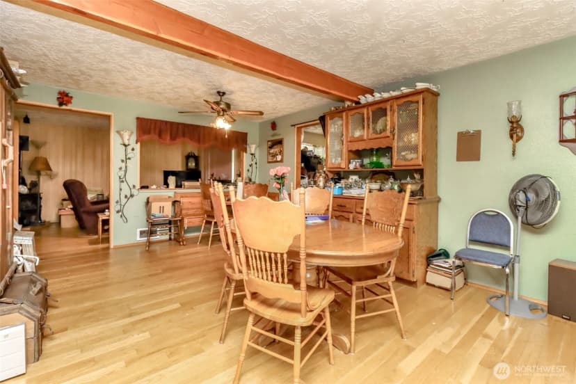 Property photo for 35904 Allen Road S, Roy photo 19