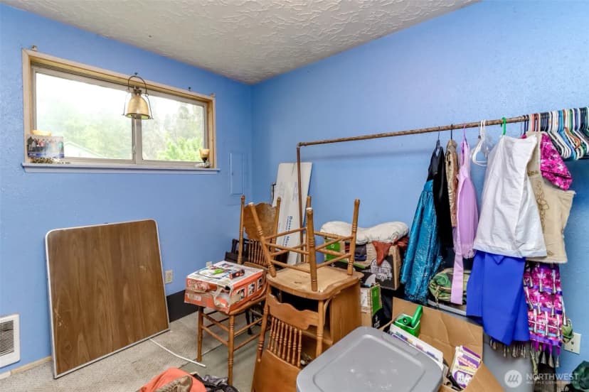 Property photo for 35904 Allen Road S, Roy photo 38