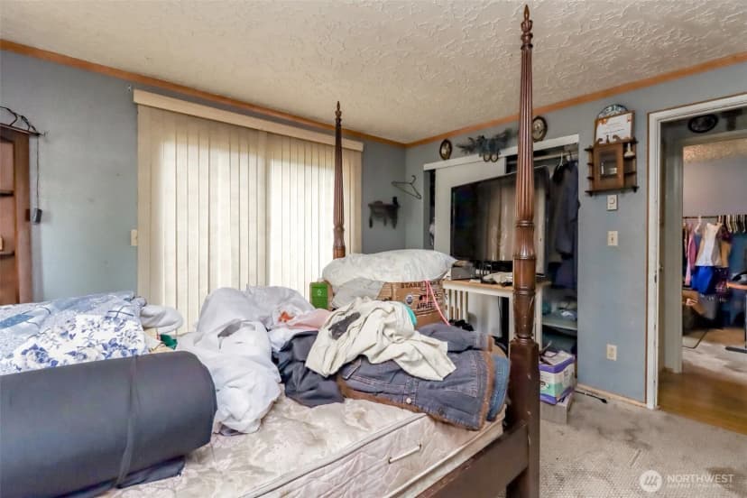 Property photo for 35904 Allen Road S, Roy photo 34