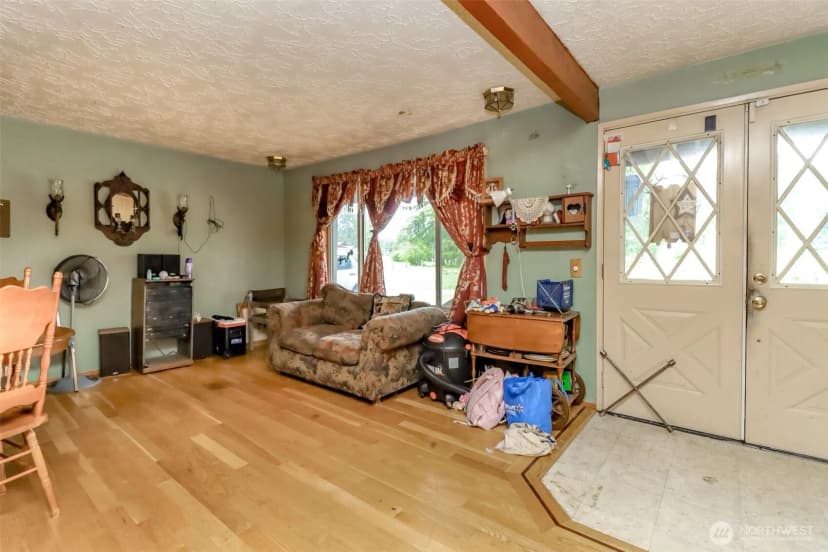 Property photo for 35904 Allen Road S, Roy photo 27