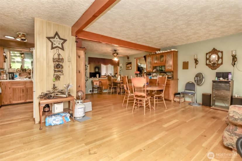 Property photo for 35904 Allen Road S, Roy photo 20