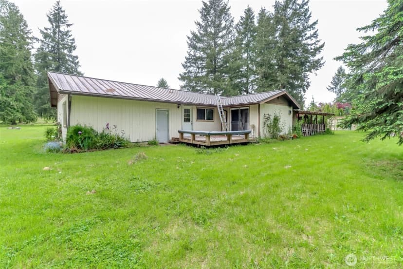 Property photo for 35904 Allen Road S, Roy photo 7