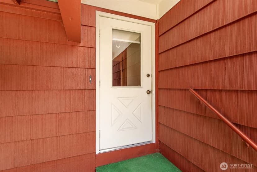 Property photo for 1320 E 4th Street, Port Angeles photo 26