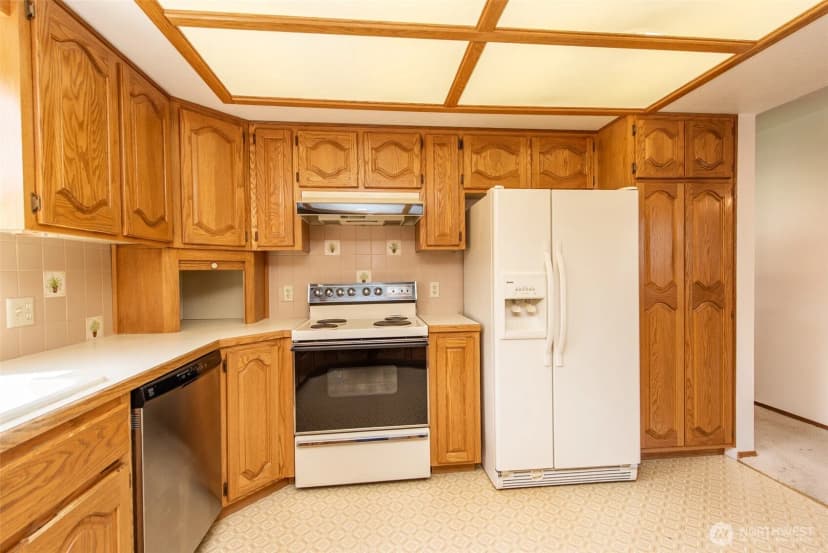 Property photo for 1320 E 4th Street, Port Angeles photo 10