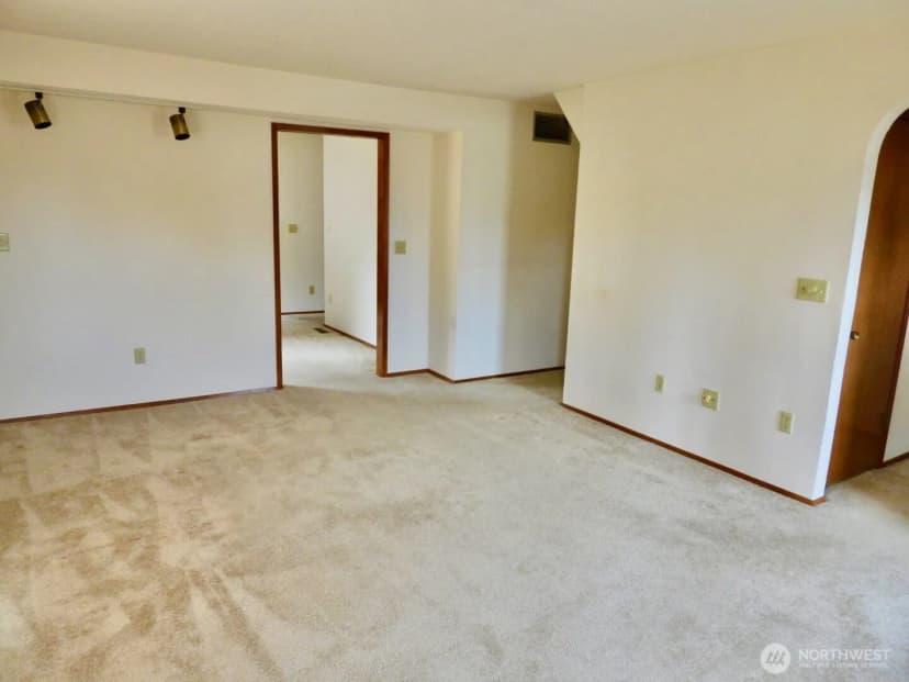 Property photo for 1320 E 4th Street, Port Angeles photo 6
